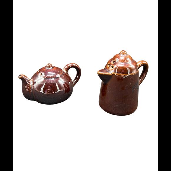 Vintage Japanese Tea and Coffee Pot Salt & Pepper Shakers - Preowned - Picture 1 of 4